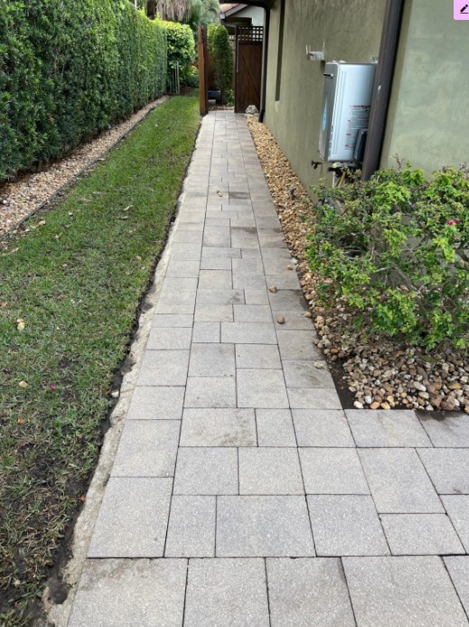 pressure-cleaning-near-me-walkway-miami-service