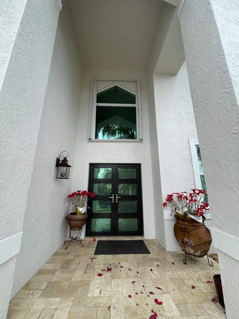 window-cleaning-near-me-miami